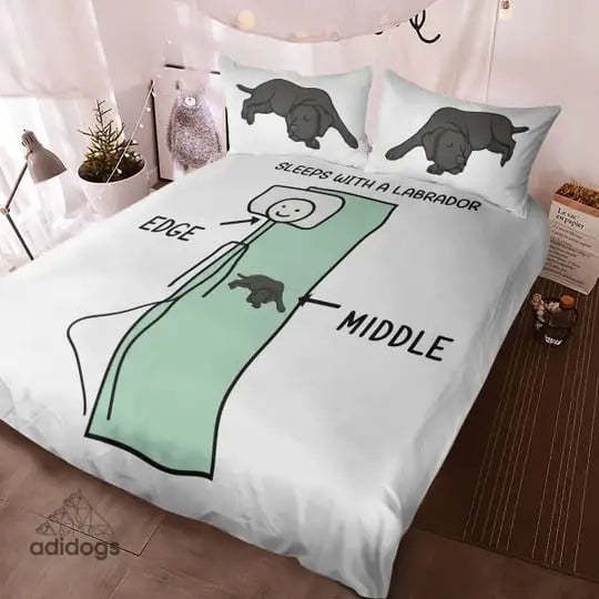 Sleeps With a Labrador Bedding Set